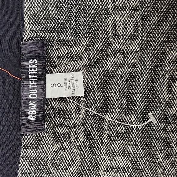 Urban Outfitters new without tags Hello skirt sz small black and white mini - Picture 3 of 7